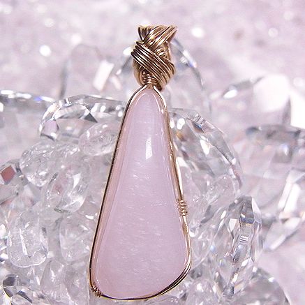 ピンク ペタライト ☆ Crystal Deva コラボレーションジュエリー ☆