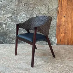 モダンでスタイリッシュなアジアンダイニングチェア チーク＆シンセティックラタン ダイニングチェア（ダークブラウン） [Alam Sari アラムサリ] 【AS-309SBR】