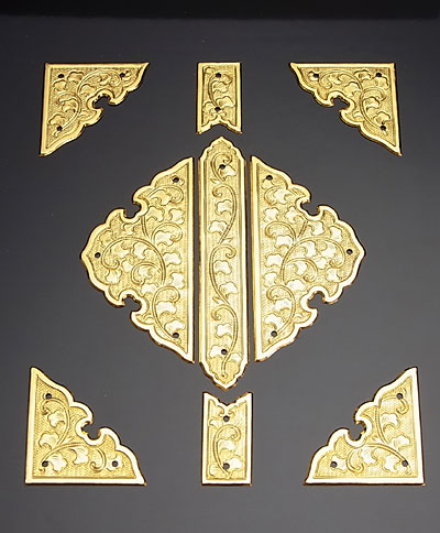 扉金具　特上本金鍍金金具　八双9枚打　2寸