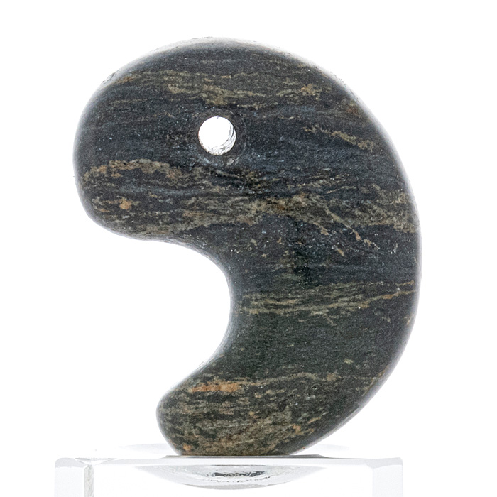 勾玉 神居古潭（カムイコタン） （北海道産） 限定品 No.19 《説明書付》