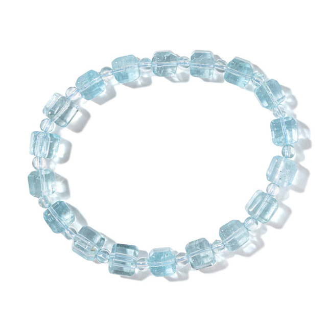 天然石 ブルートパーズ キューブ型ブレスレット 18cm ブレスレット ブルートパーズ （ブラジル産） キューブ 7mm 18個 + 球