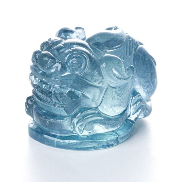 彫刻 貔貅（ヒキュウ） （アクアマリン／ウイグル自治区産） No.90