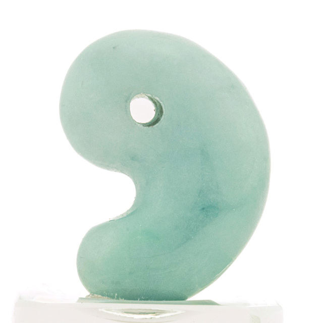 糸魚川　ヒスイ　翡翠　青ヒスイ　透過　50g 小滝　海石 糸魚川翡翠 小滝 氷質 青翡翠 原石 19.8g - メルカリ