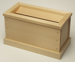 小型賽銭箱 木曽桧 8寸 （内祭用） | 高級神棚・神具の通販なら伊勢宮