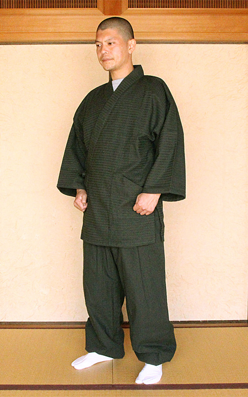 作務衣 上下一組 L 作務衣（かく宗／新浪漫） 上下一組 深緑 L No.13 | 高級神棚・神具の