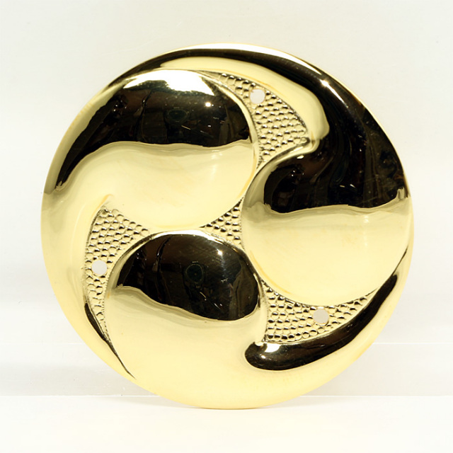 左三つ巴紋金具 本金鍍金 腰無し 1寸5分 | 高級神棚・神具の通販なら