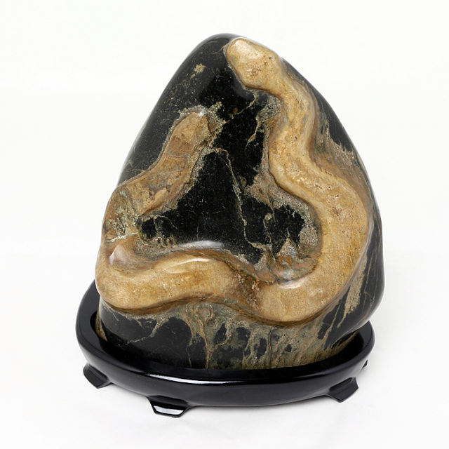 白蛇石（はくじゃせき） （北海道産） No.192