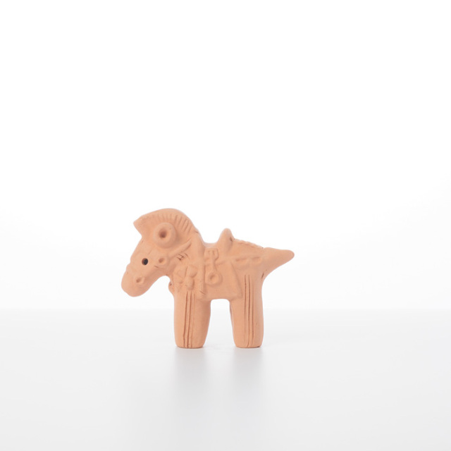 はにわ埴輪　刻印あり Amazon.co.jp: CHARM ハニワの土偶 (炭化)(高さ11.7cm