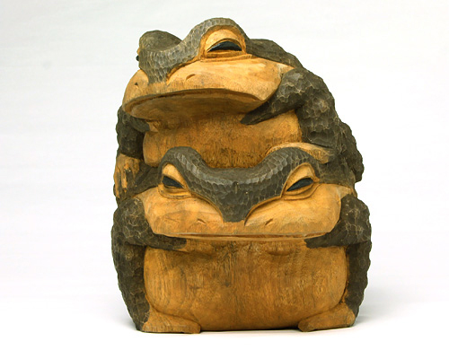 一刀彫 蛙（二匹蟇） | 高級神棚・神具の通販なら伊勢宮忠オンライン