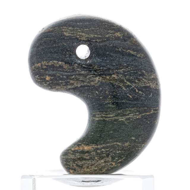 勾玉 神居古潭（カムイコタン） （北海道産） 限定品 No.19 《説明書付》