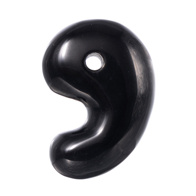 勾玉 モリオン（黒水晶） No.6 | 神棚・神具の製造販売通販なら