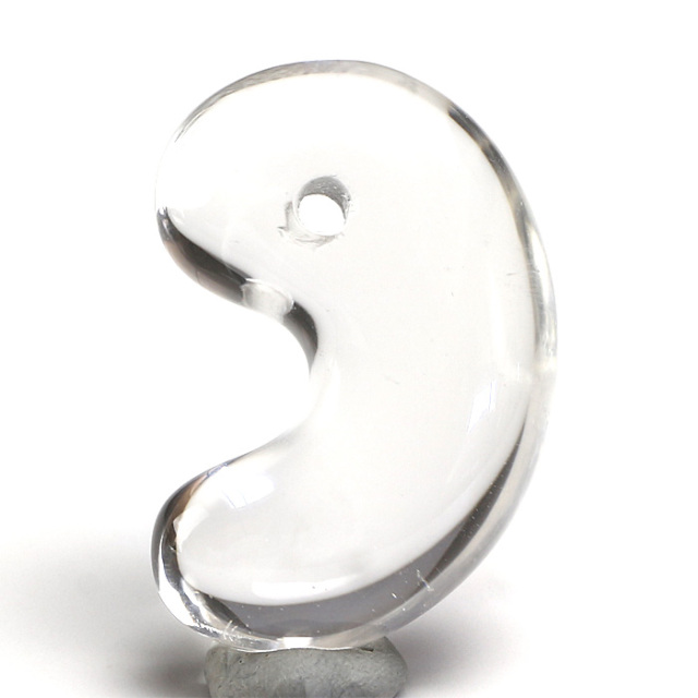 【天然石決算セール 30%off】勾玉 天然水晶 4A （ブラジル産） （アソート） No.40