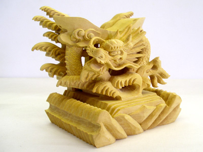 龍彫玉置き台 大　伊勢　宮忠　木彫り　竜台座　水晶玉　龍 水晶台　彫刻 龍彫玉置き台 大 | 高級神棚・神具の通販なら伊勢宮忠オンライン