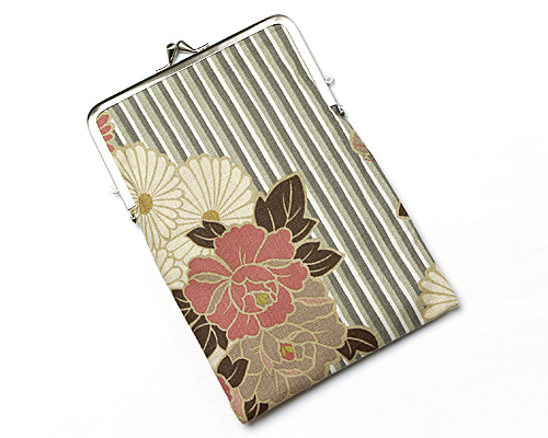 レトロフラワー 大切モノ入れ（A6版） がま口薄型マルチケース／ピンク