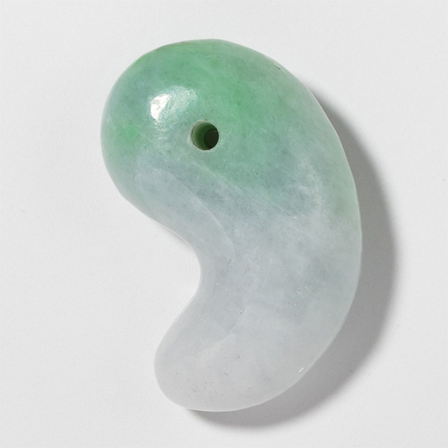 糸魚川翡翠（勾玉） | 高級神棚・神具の通販なら伊勢宮忠オンライン