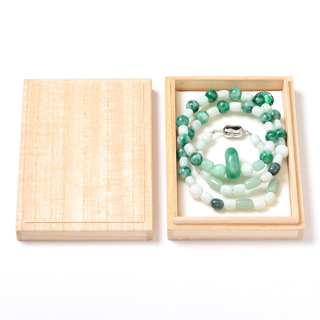 古代ネックレス 糸魚川翡翠 （いといがわひすい） （小滝川産） 黒