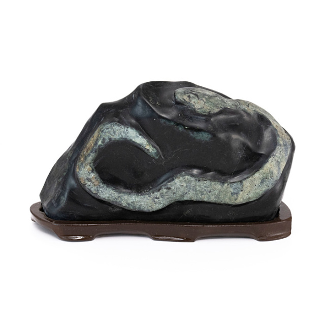 白蛇石（はくじゃせき） No.303