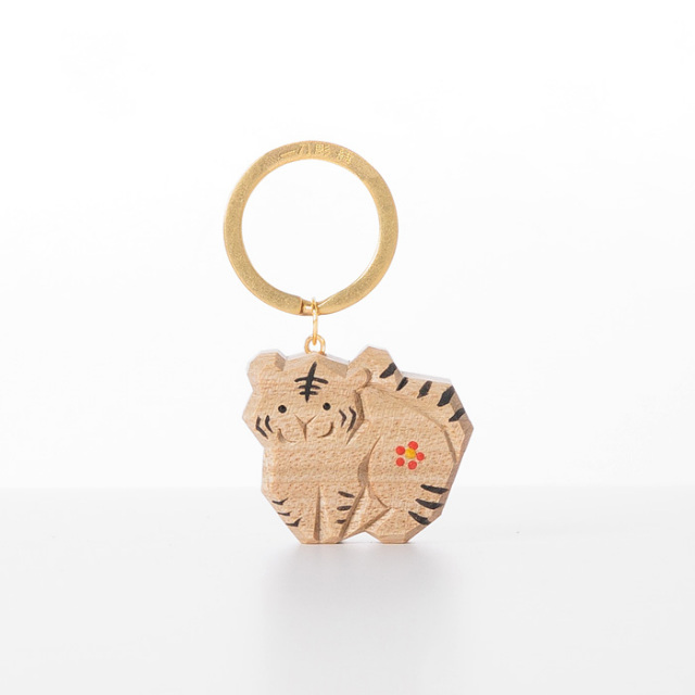 【とし様】キーホルダー22個 伊勢一刀彫 十二支キーホルダー 寅 | 高級神棚・神具の通販なら伊勢宮