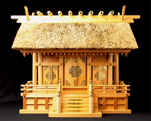 【アウトレット】 神棚 茅葺三社宮 普及型（小）〈K-17〉（スプルス製） No.2