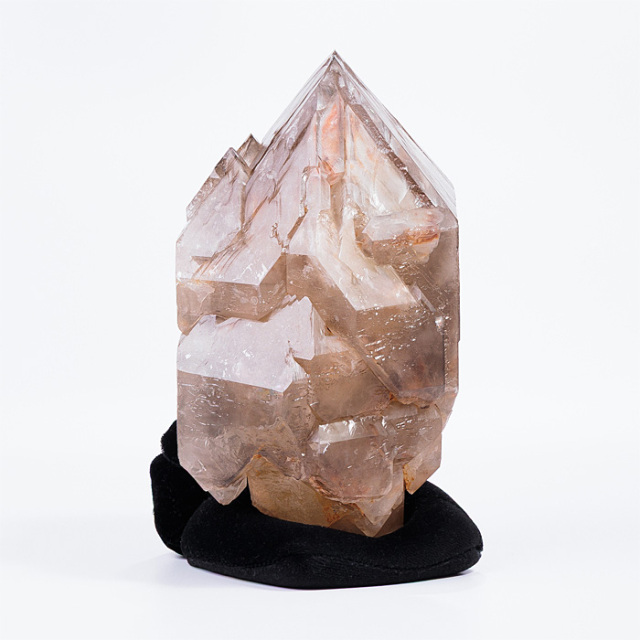 ブラジル産 エレスチャル水晶 重さ約1200g ブラジル産エレスチャルクォーツ