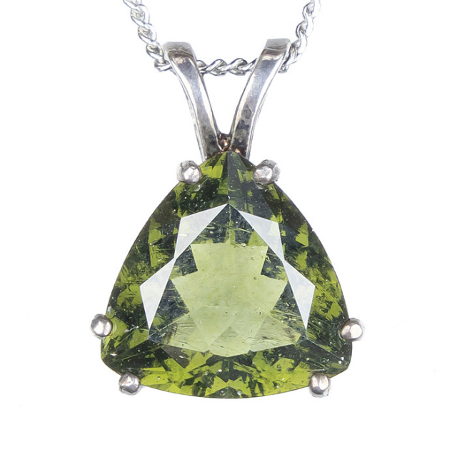 ペンダントトップ モルダバイト トライアングル SV925 No.71