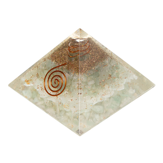 ピラミッド オルゴナイト （プレナイト） No.26 | 神棚・神具の製造