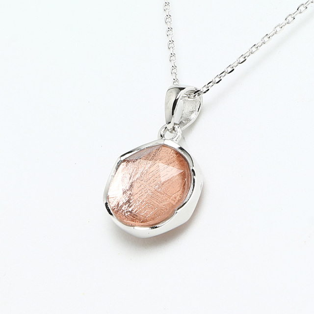 ペンダントトップ ムオニオナルスタ隕石（ピンク） 六芒星 （アソート