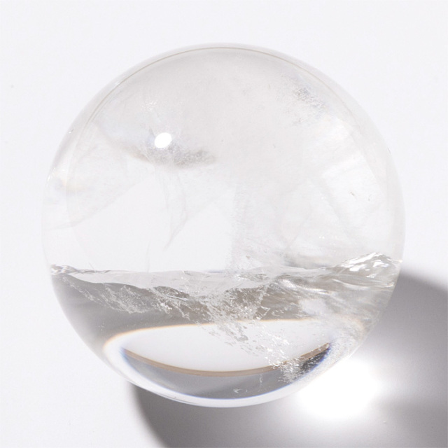 丸玉 ナチュラルレインボー水晶 （アイリスクォーツ） 49mm No.120