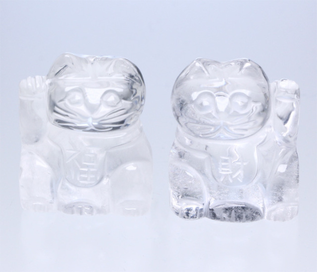 天然水晶 招き猫 一刀彫り 手彫り 共箱 ウブ品 日本古玩 WWFT046 天然水晶 招き猫 一刀彫り 手彫り 共箱 ウブ品 日本古玩 WWFT046