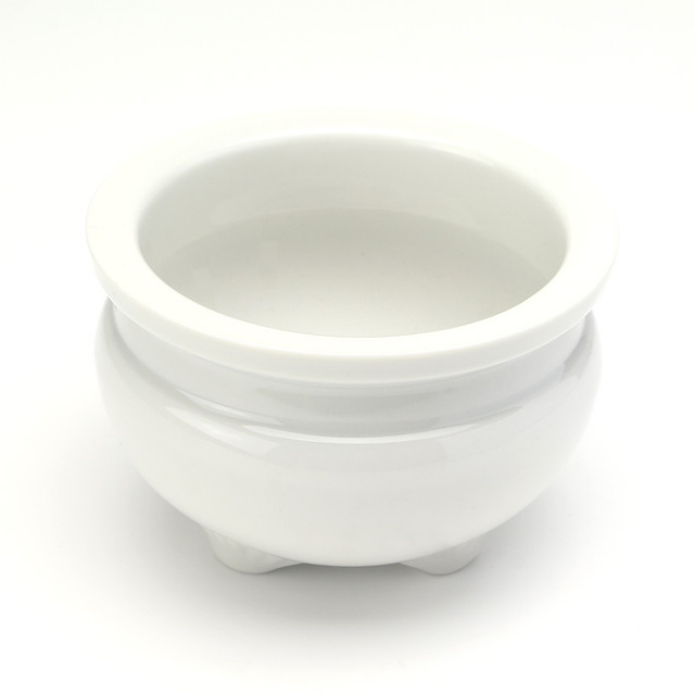 香炉 白磁 貫入 使用感あり 三つ足 象耳 双耳 香炉 白磁 貫入 使用感あり 三つ足 象耳 双耳 香炉 白磁 貫入