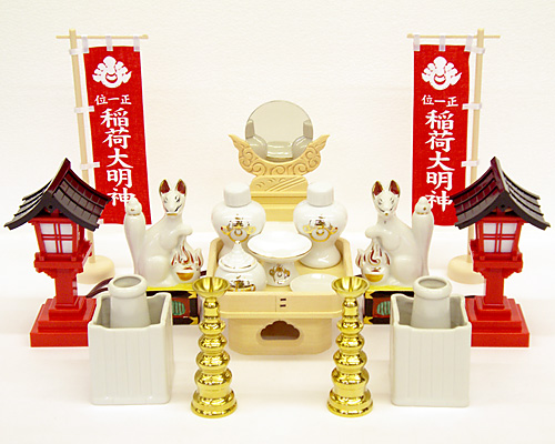 【神具セット】稲荷社用神具ハーフセット（中）《灯籠をコード式（小）に変更》