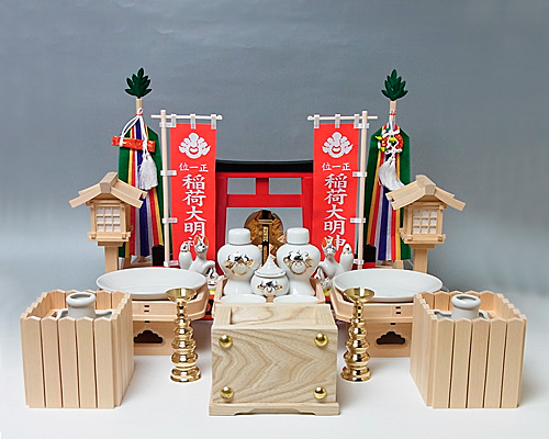 【神具セット】稲荷社用神具フルセット（小）《灯籠を電池式（小）に変更》