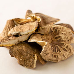 伊勢音特撰・天然・お買得どんこ・椎茸・高級品の寄せ集め厳撰・天然・使い勝手抜群