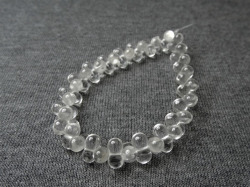 水晶AB ８字型 プリプリビーズ　5x10mm　1/2連（42-45玉）