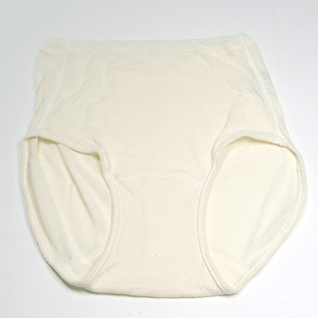 シルクのすっぽりショーツ M オフホワイト　神戸生絲