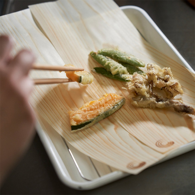 経木（きょうぎ） ［小 30枚入 (215×105mm)、中 30枚入 (300×120mm