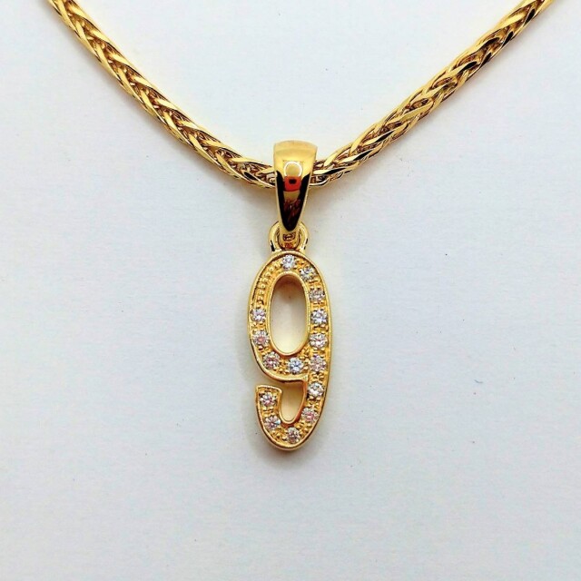 K18 プレミアムナンバー9