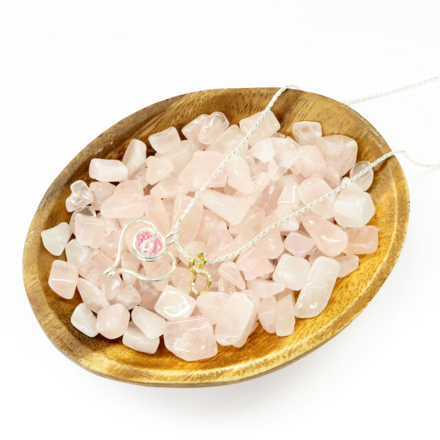 おまとめ専用です♡チューライト✩ディープローズクォーツ✩クリアローズクォーツ✩ 楽天市場】スターローズクォーツ タンブル 100g 天然石 チップ レジン