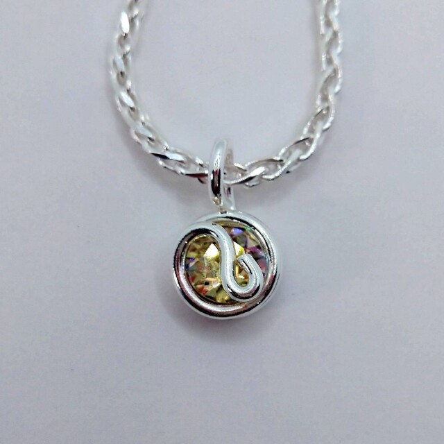 オーシャン　クリスタル　ルミナスグリーン