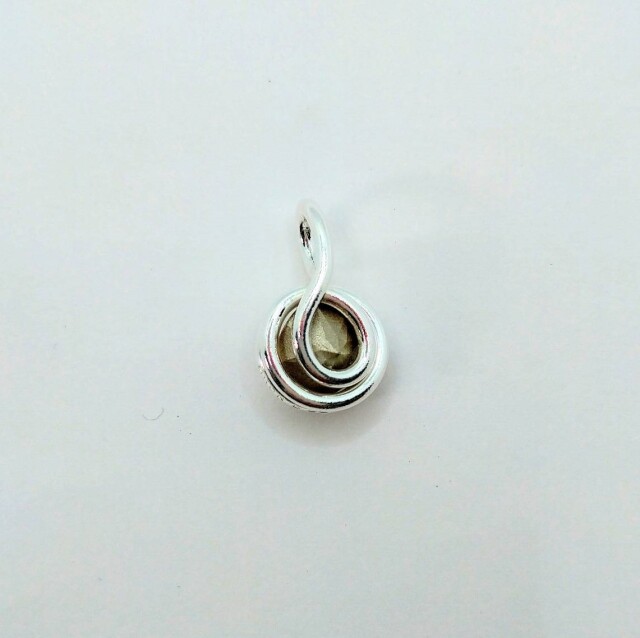 ペンダントトップ クリスタル 新色