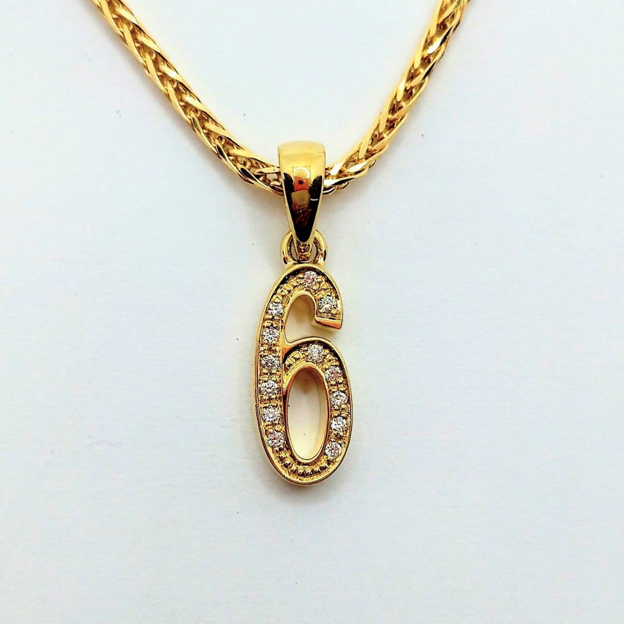 K18 プレミアムナンバー6