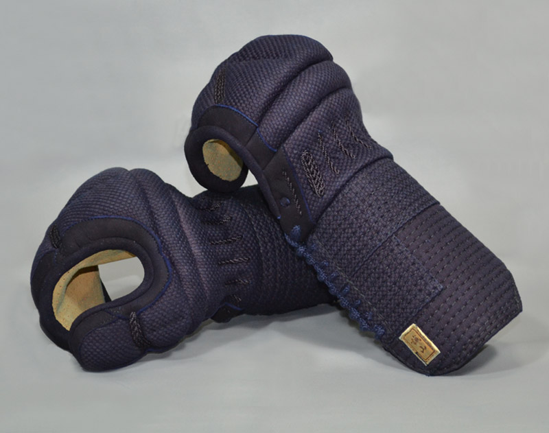 【誠山甲手】　５ミリ織刺甲手　爪革付　手の内：茶合成革