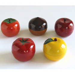 三色小物入れ 漆器 黒・赤・金 楽天市場】うるしこはこ 漆器の小箱 小物入れ ジュエリーケース