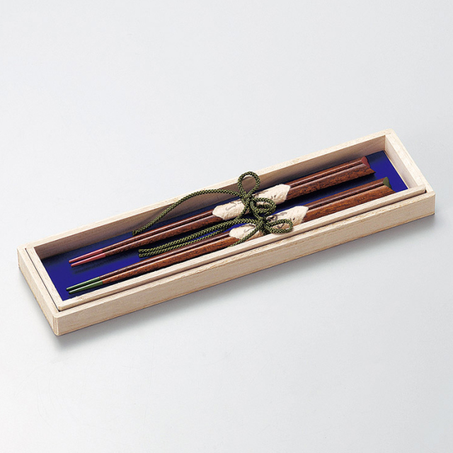 ふたり箸 ハート 黒・洗朱/緑・ピンク 木製 漆塗り 木箱入り 12-17006