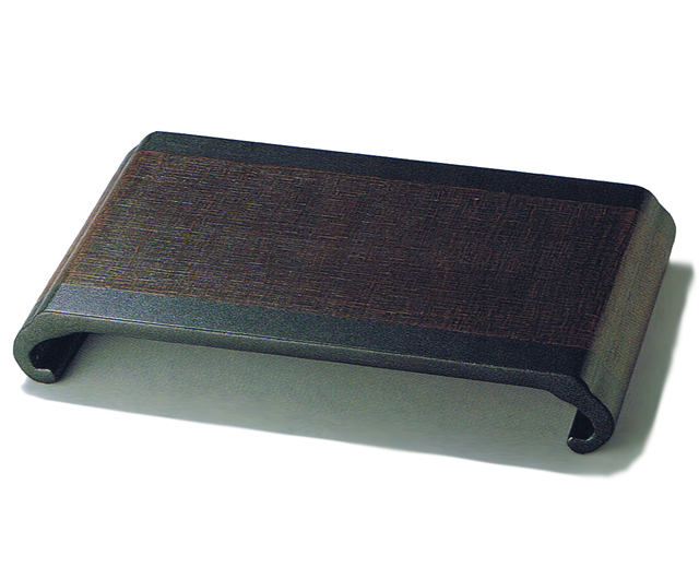 漆塗り花瓶　花台付　黒地　金色　葉模様　壺　置物　骨董 漆塗り花瓶 花台付 黒地 金色 葉模様 壺 置物 骨董