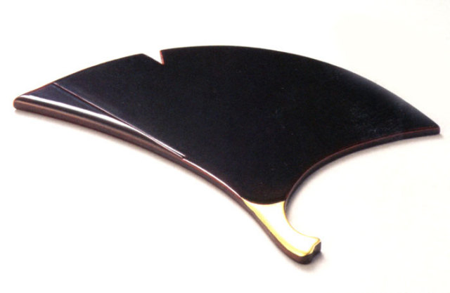 銀杏皿 金入 溜  木製 漆塗り 中皿（製造中止）