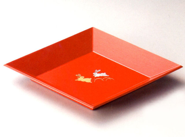 菱皿 うさぎ 洗朱 木製 中皿（製造中止） 漆器の井助