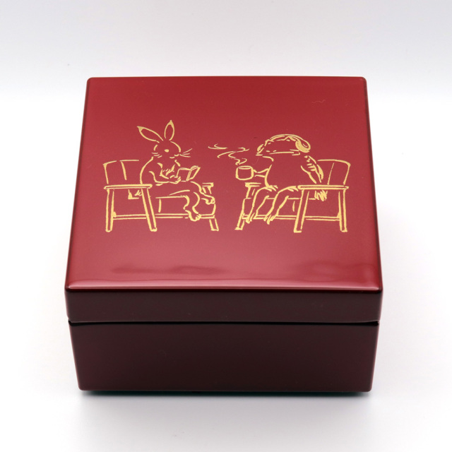 角小箱　モダン鳥獣戯画