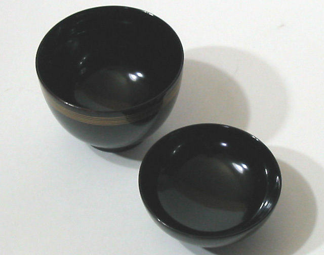 吸物椀 金線 卵型 溜内黒 木製 漆塗り（製造中止） 漆器の井助