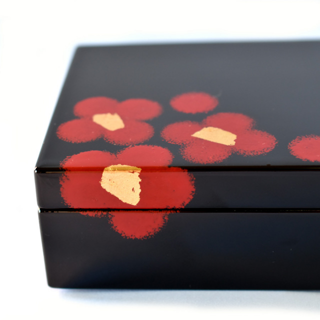 長手箱　紅白華